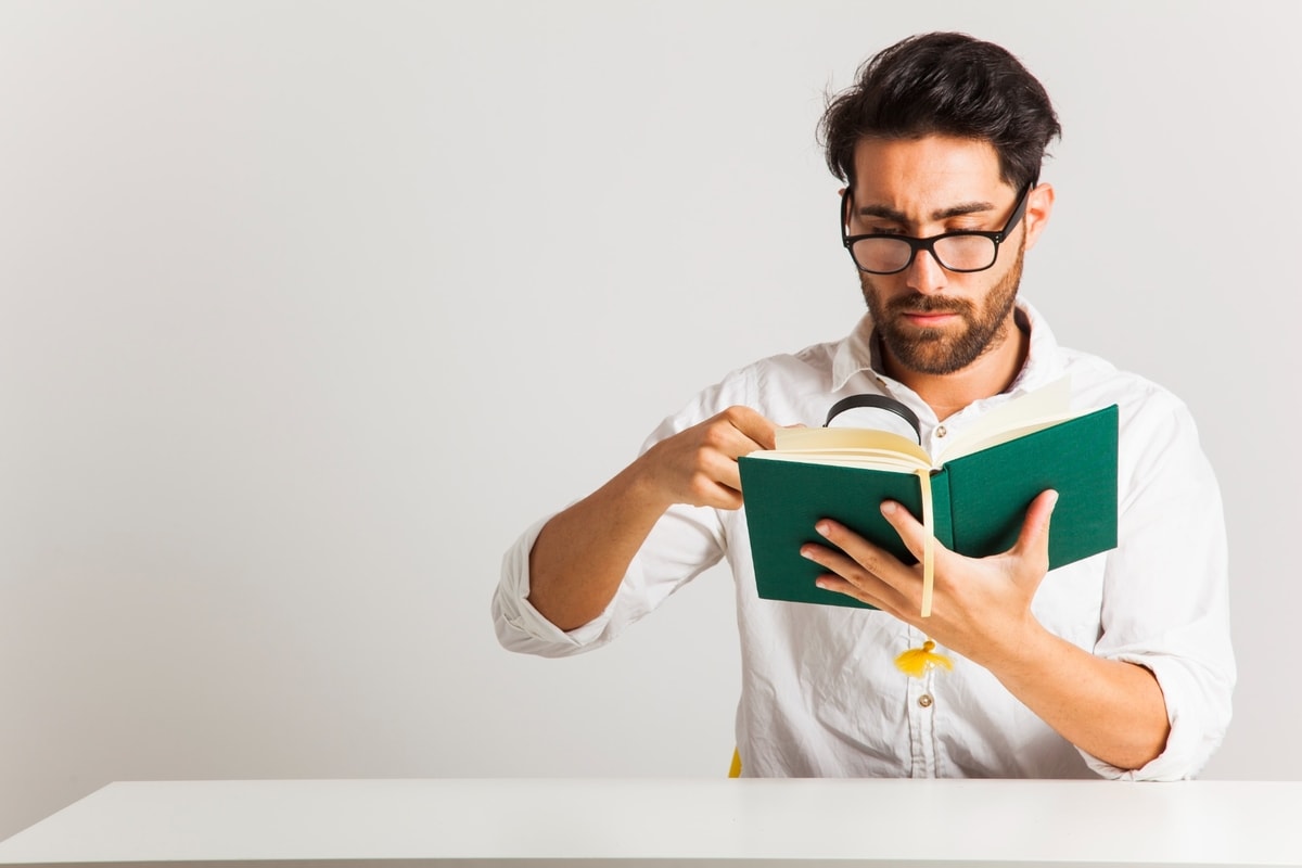 5 Manfaat Membaca Buku untuk Pertumbuhan Hidup Kita 5 Manfaat Membaca Buku untuk Pertumbuhan Hidup Kita
