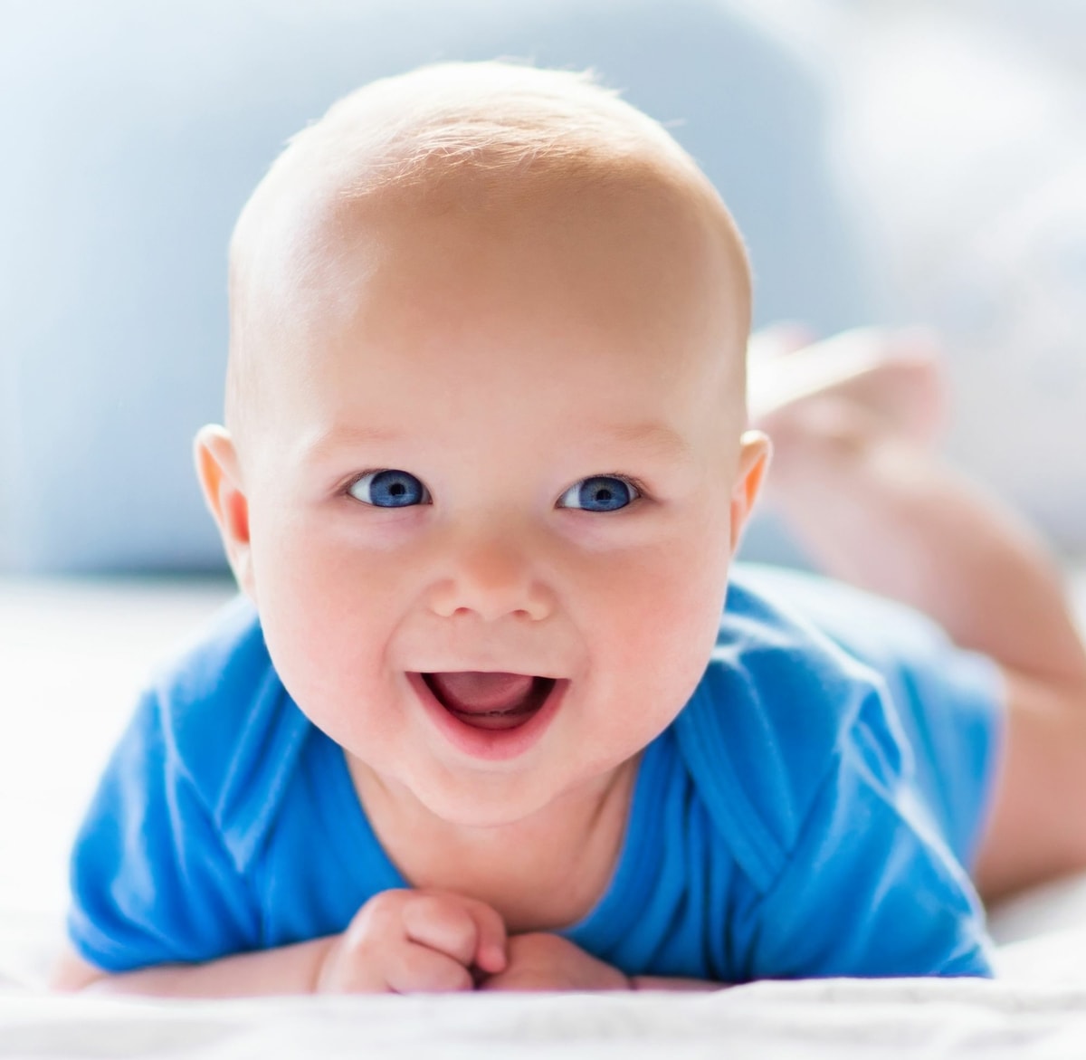 Perkembangan bayi usia 1 minggu Perkembangan bayi usia 1 minggu