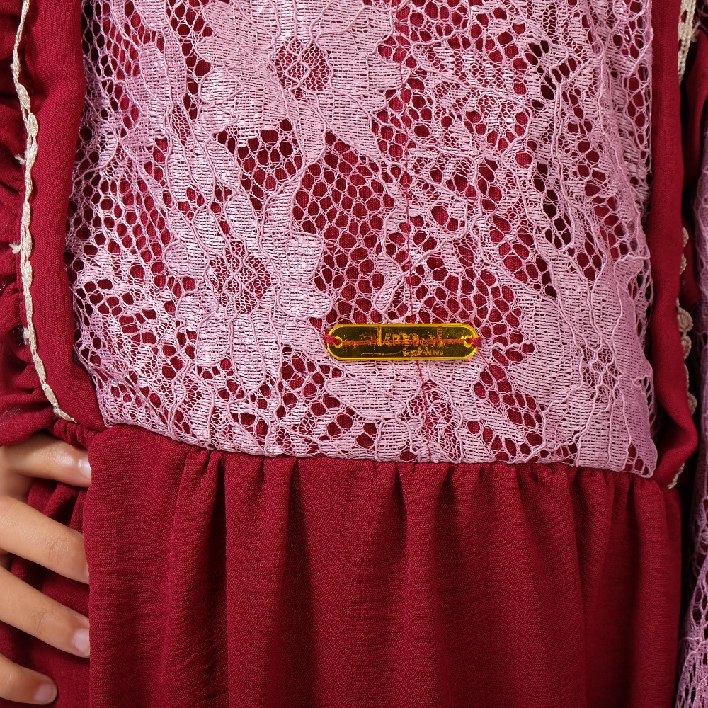 Detail brokat yg mewah