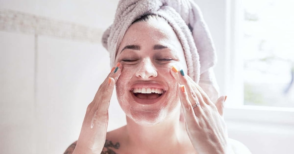 √ Pakai Moisturizer Dulu atau Day Cream? Bingung!