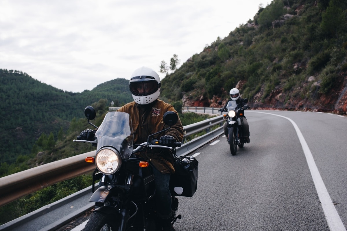 Bayi Meninggal Setelah Perjalanan Jauh Naik Motor - Bahaya! Resiko Kerusakan Otak & Shaken Baby Syndrome!