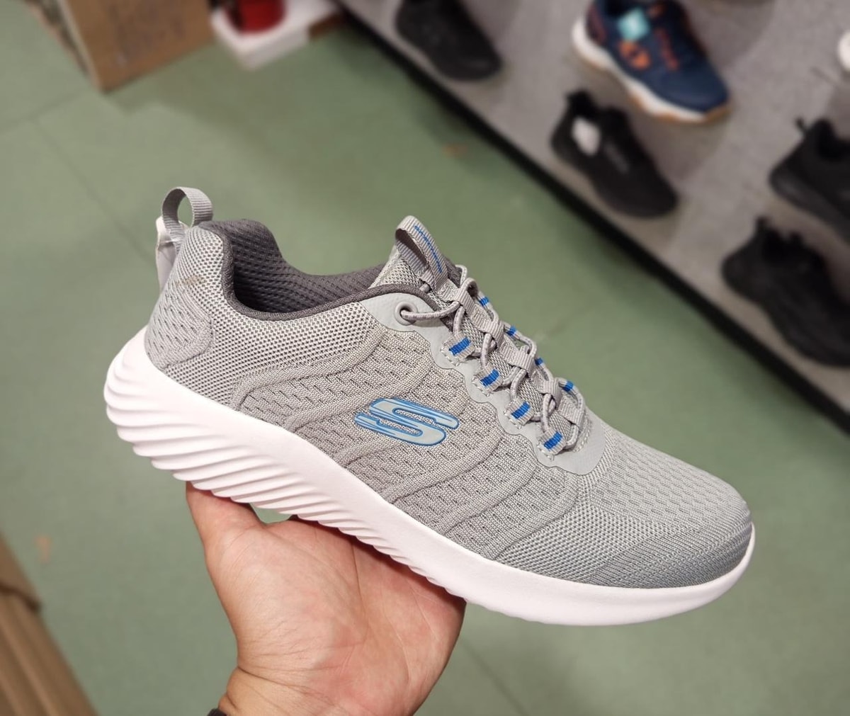 510.000 mens size 40 sampai 45/46