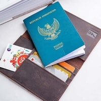 sampul paspor garuda indonesia