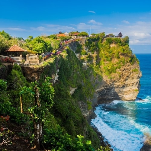 Pemandangan Tebing Pura Luhur Uluwatu Bali Paket Day Tour