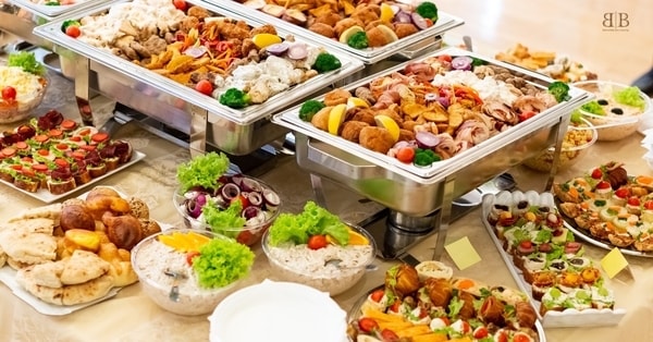 Panduan Terlengkap Memilih Catering Premium di Jabodetabek: Kunci Sukses Pesta Pernikahan & Acara Korporat 2025