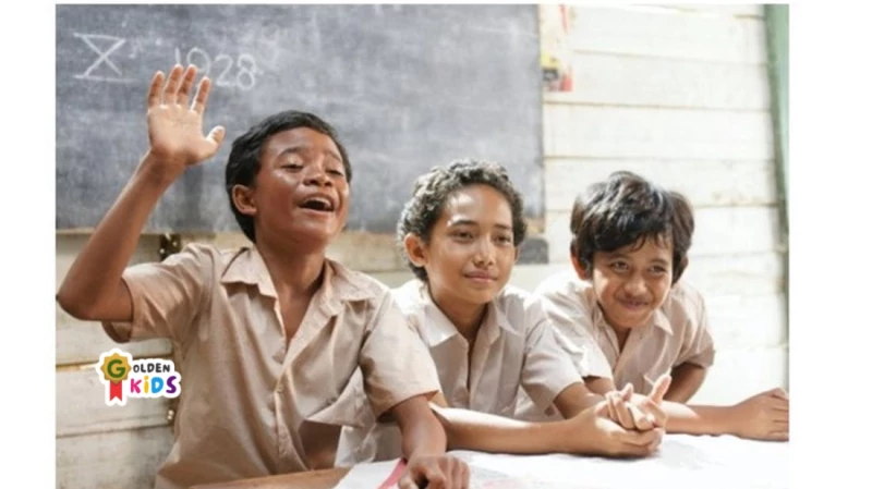 Ikal Laskar Pelangi — penuh mimpi, setia pada sahabat, dan mencintai belajar